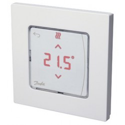 Termostaat Icon 230V displeiga valge 80x80mm max. 5 ajamit