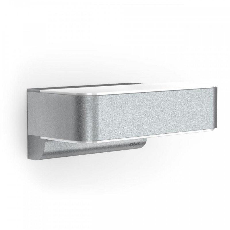 L 810 S liikumisanduriga välisvalgusti 9,8W IP44