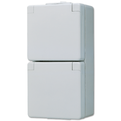 WG 600 2-ne pistikupesa IP44